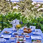 Pasalimani Bed & Breakfast Çeşme